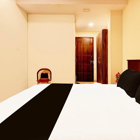 Super Hotel O Mahanadu Formerly Akshaya Bheemas Vijayawāda Exterior foto