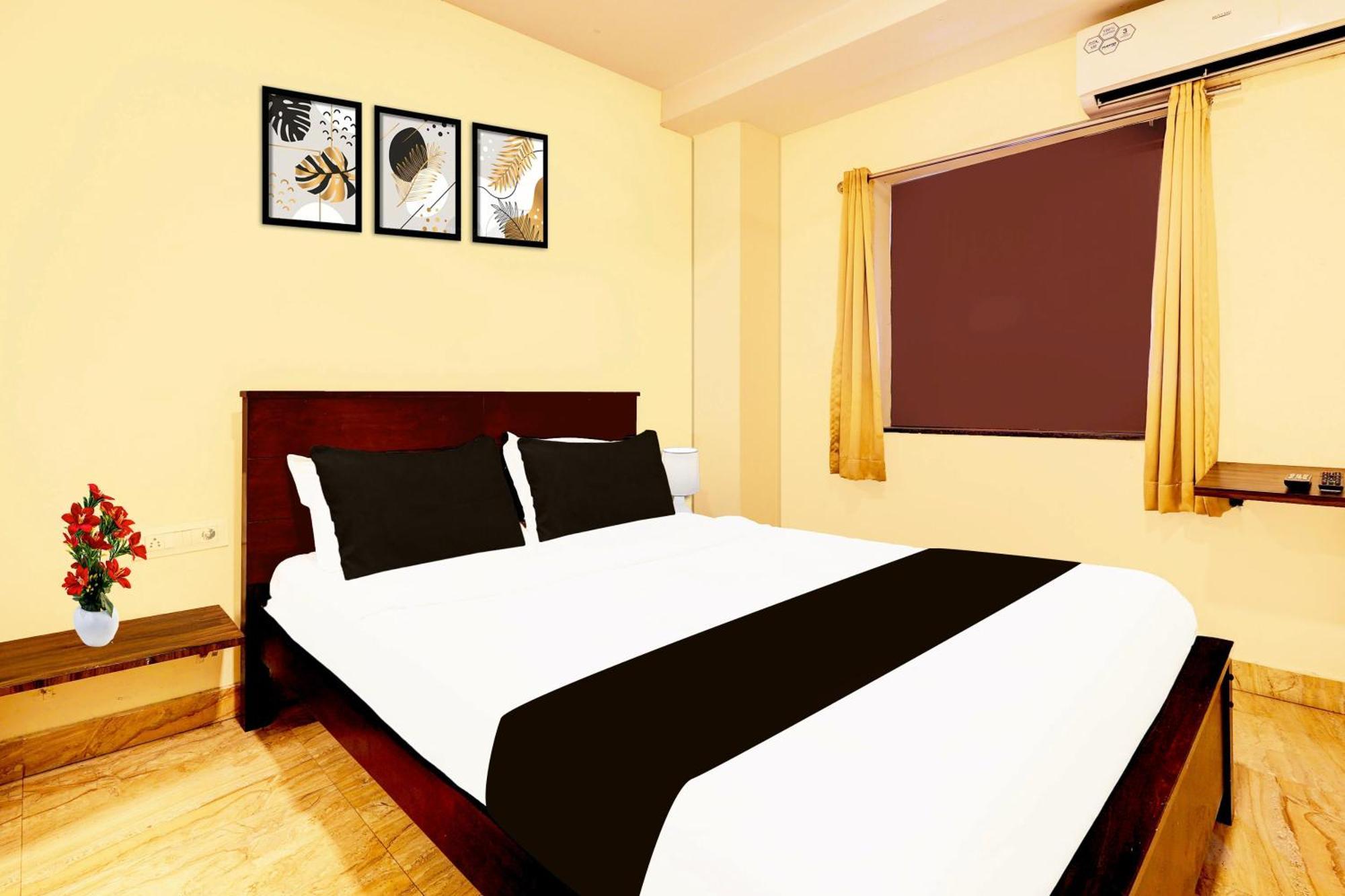 Super Hotel O Mahanadu Formerly Akshaya Bheemas Vijayawāda Exterior foto