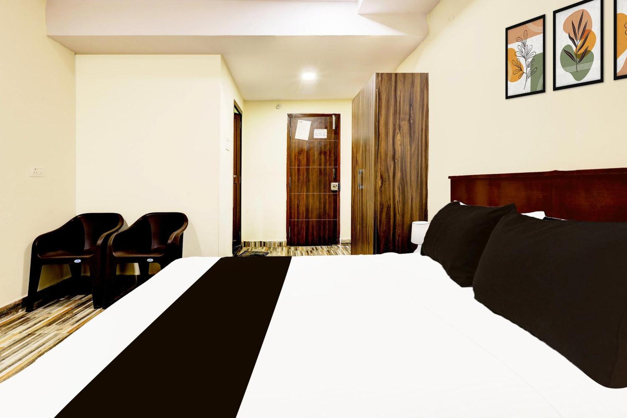 Super Hotel O Mahanadu Formerly Akshaya Bheemas Vijayawāda Exterior foto