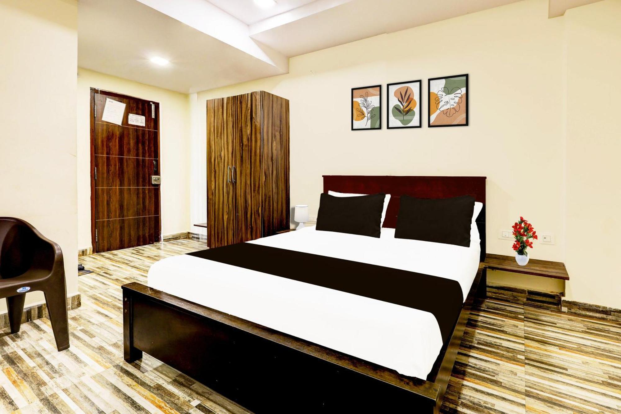 Super Hotel O Mahanadu Formerly Akshaya Bheemas Vijayawāda Exterior foto
